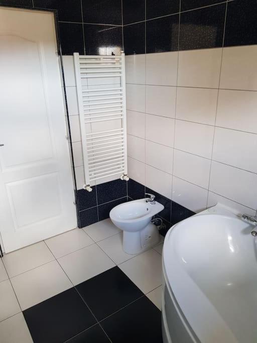 Cozy Apartment Baia Mare Ngoại thất bức ảnh